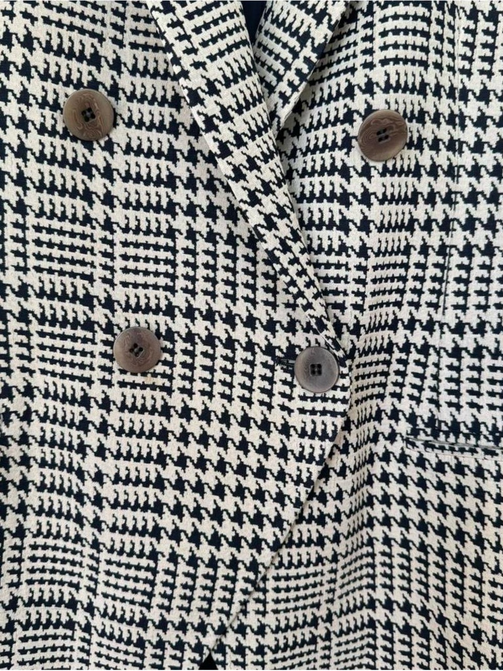 Giorgio Armani Le Collezioni Houndstooth Double-Breasted Blazer IT 44 / US 10 - Picture 4 of 11